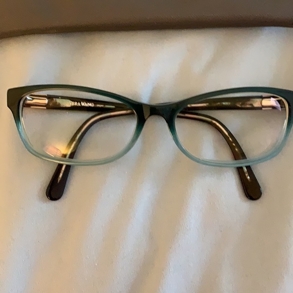 Vera Wang eyeglasses frames, soft eyeglass case included - Picture 1 of 11